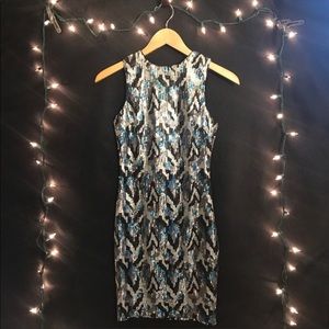 $19 Dress The PoPulation Dress (S)💥